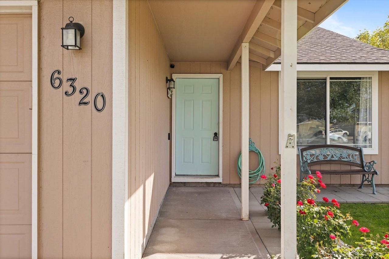6320 Candlestick Dr - Photo 4 of 29