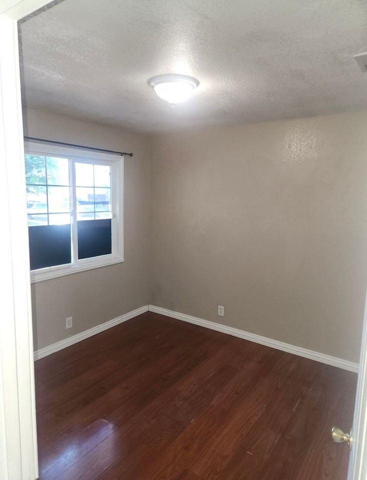 418 Lucina St - Photo 3 of 11