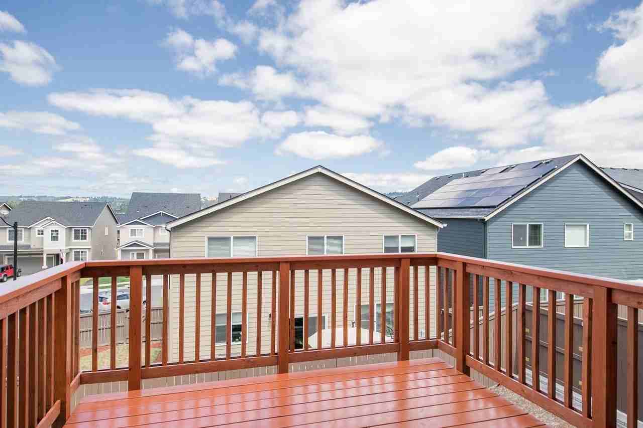 17045 Nw Antonio St - Photo 4 of 35