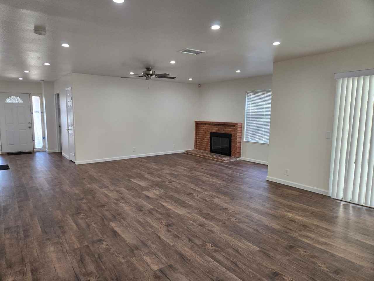 6882 Mendocino Dr - Photo 2 of 41