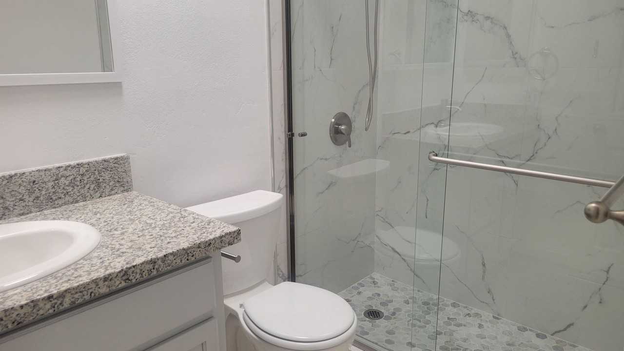 3505 Sampson Ct #D - Photo 7 of 9