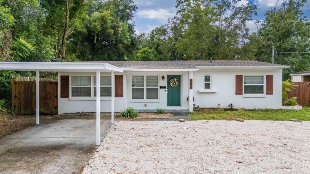 6272 Spring Forest Cir - Photo 2 of 34
