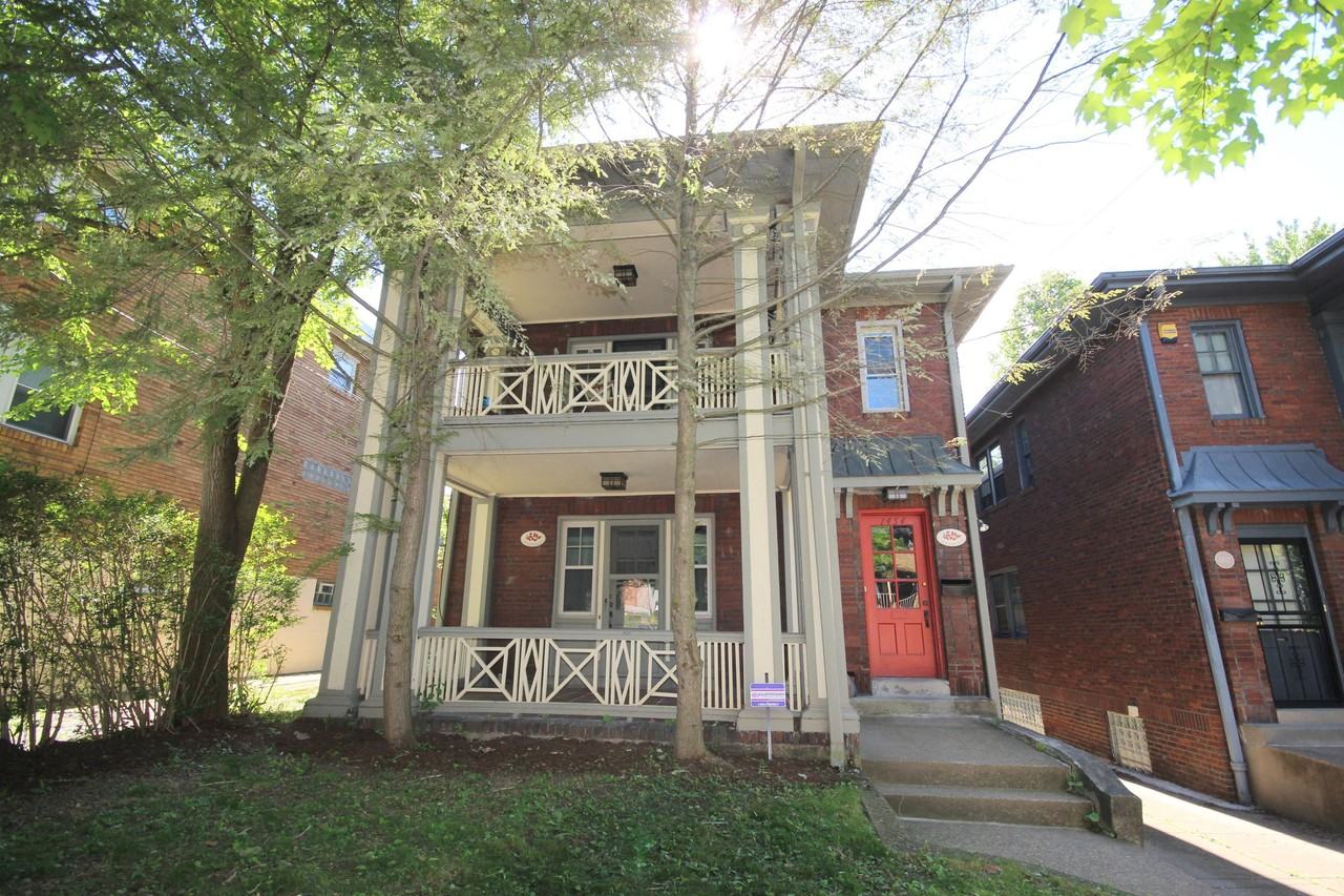 1454 Barnsdale St