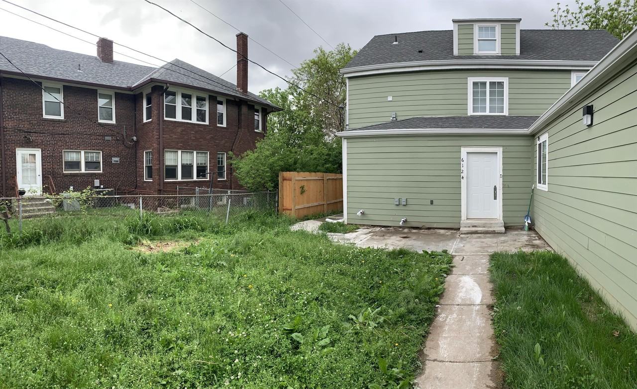 6124 N 30th St - Photo 4 of 23