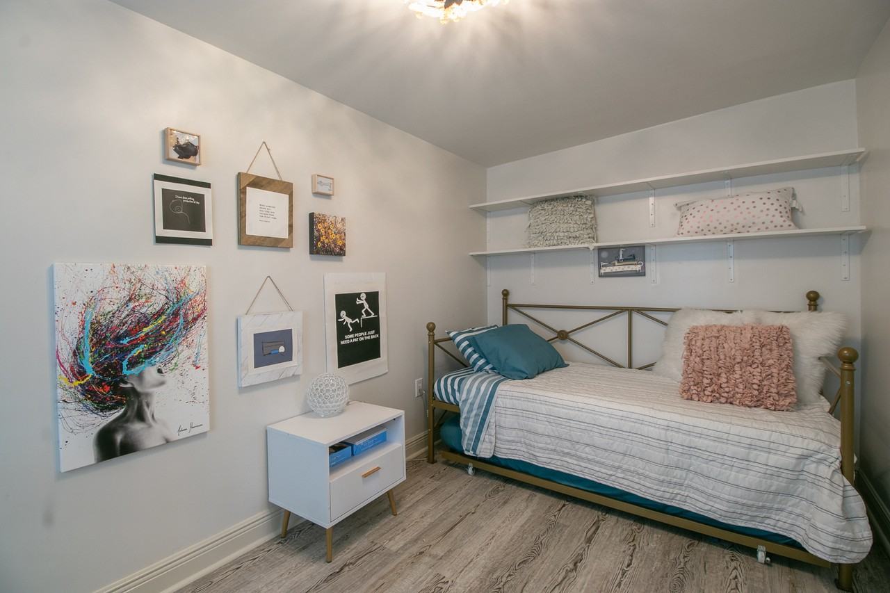 119 23rd St #2 - Photo 3 of 10