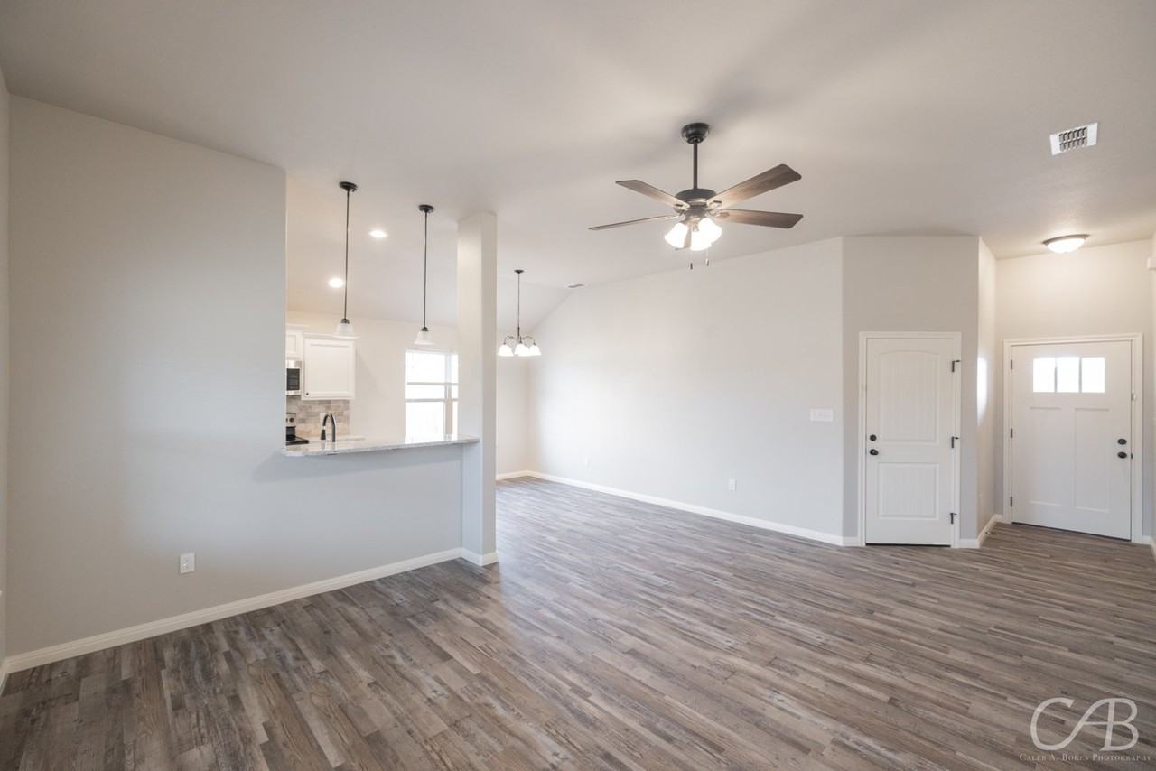 3320 Shelby Rd - Photo 3 of 36