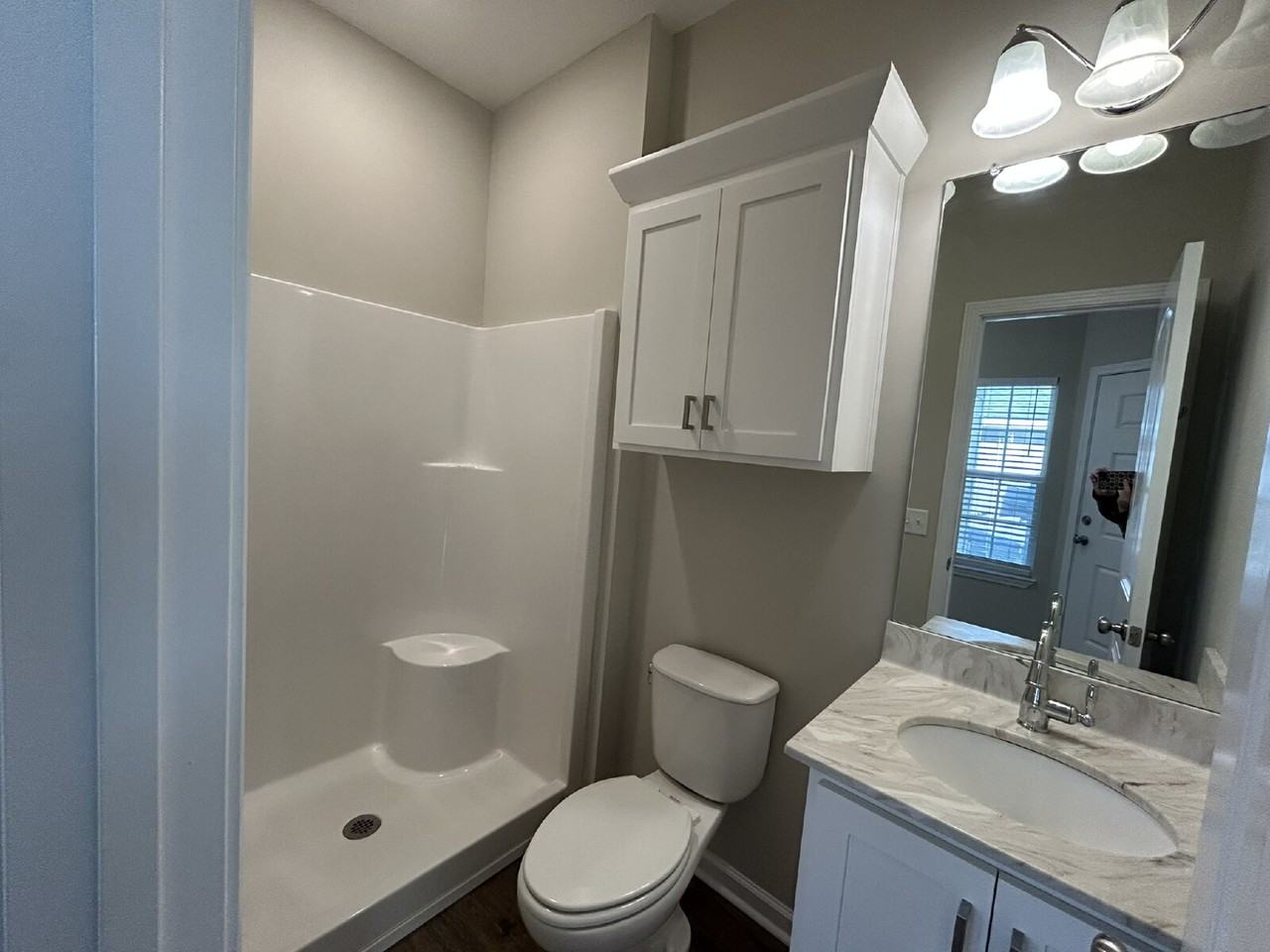 128 Hannah Dr - Photo 3 of 16