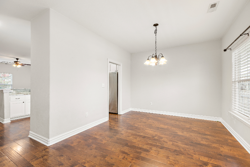 235 Bellamy Ave - Photo 2 of 11