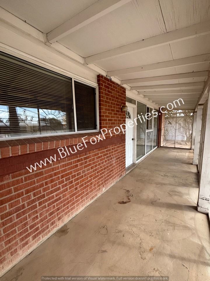 5051 E Cecelia St - Photo 3 of 28