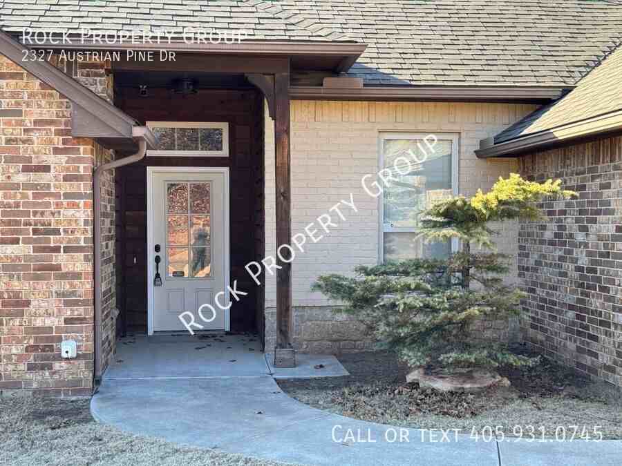 2327 Austrian Pine Dr - Photo 2 of 21