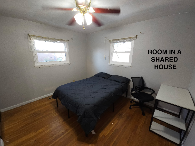 1612 Kingsway Rd - Photo 2 of 11