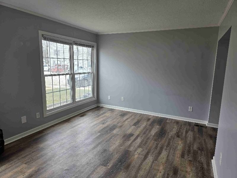 1344 Hibbard Dr #C - Photo 3 of 10