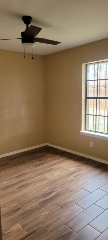 1900 Lark Ave - Photo 6 of 12