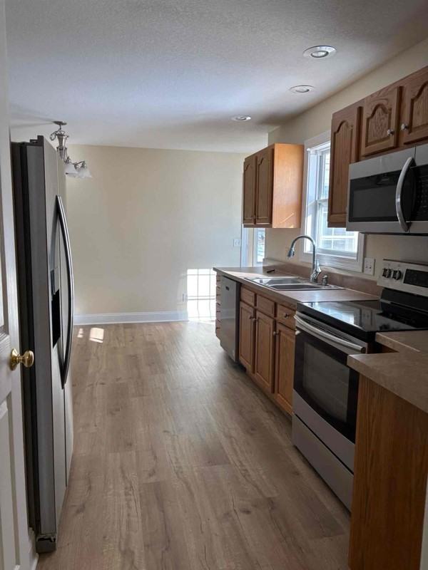 365 W Levi Lee Rd - Photo 3 of 15