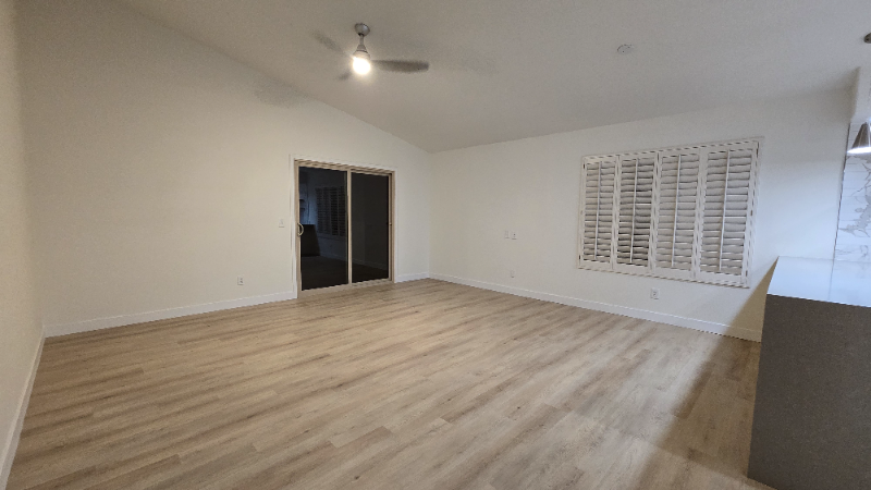 7464 W Lone Cactus Dr - Photo 7 of 15