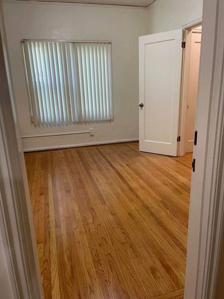 2514 Piedmont Ave - Photo 2 of 7