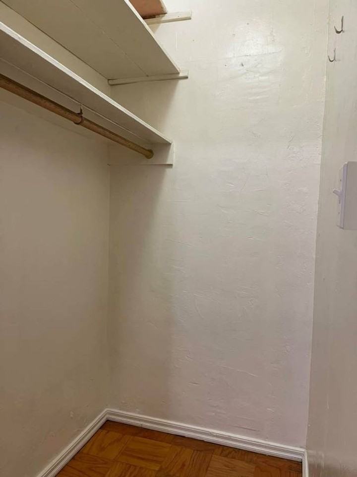2514 Piedmont Ave - Photo 5 of 7