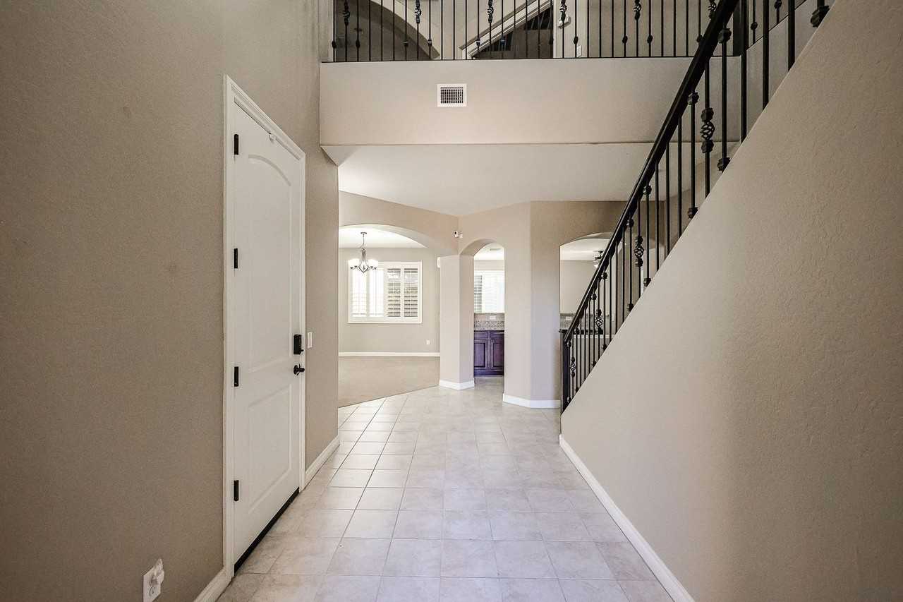 131 E Havasu Pl - Photo 3 of 50