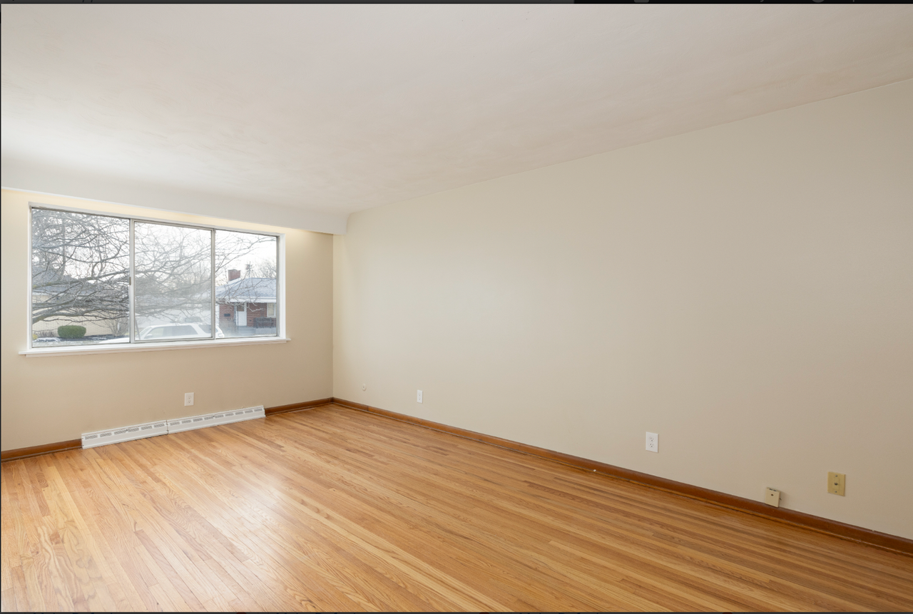 568 Kenmore Ave - Photo 6 of 10