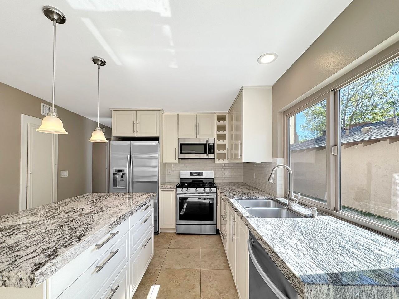 10742 Escobar Dr - Photo 2 of 23