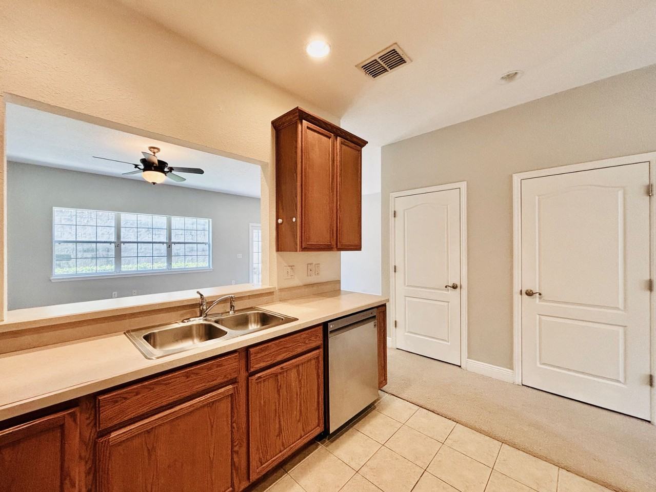 13308 Fountainbleau Dr #13308 - Photo 2 of 42