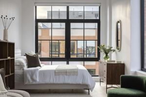 featured image of 979 Pacific St #2A