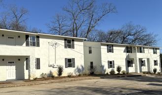 450 W Franklin St - Photo 1 of 1