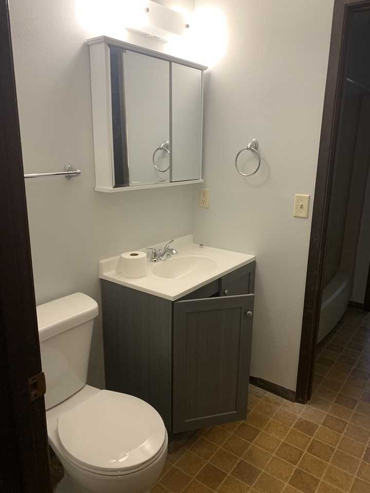 4340 Kennedy Drive - Photo 4 of 11