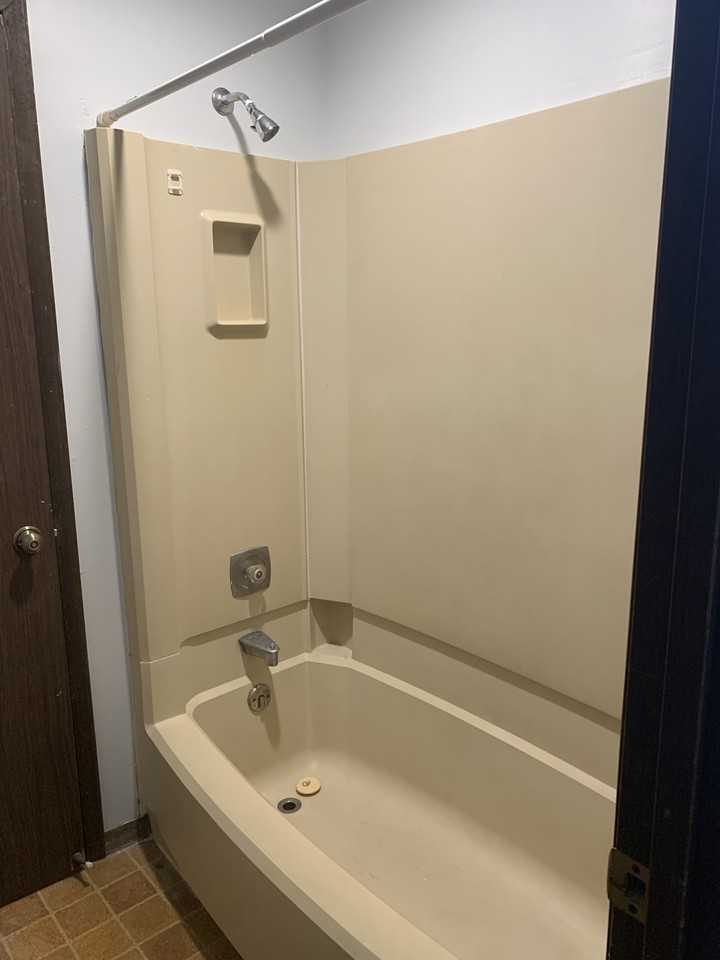 4340 Kennedy Drive - Photo 5 of 11