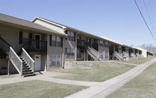 featured image of 2216 S Leonard Rd