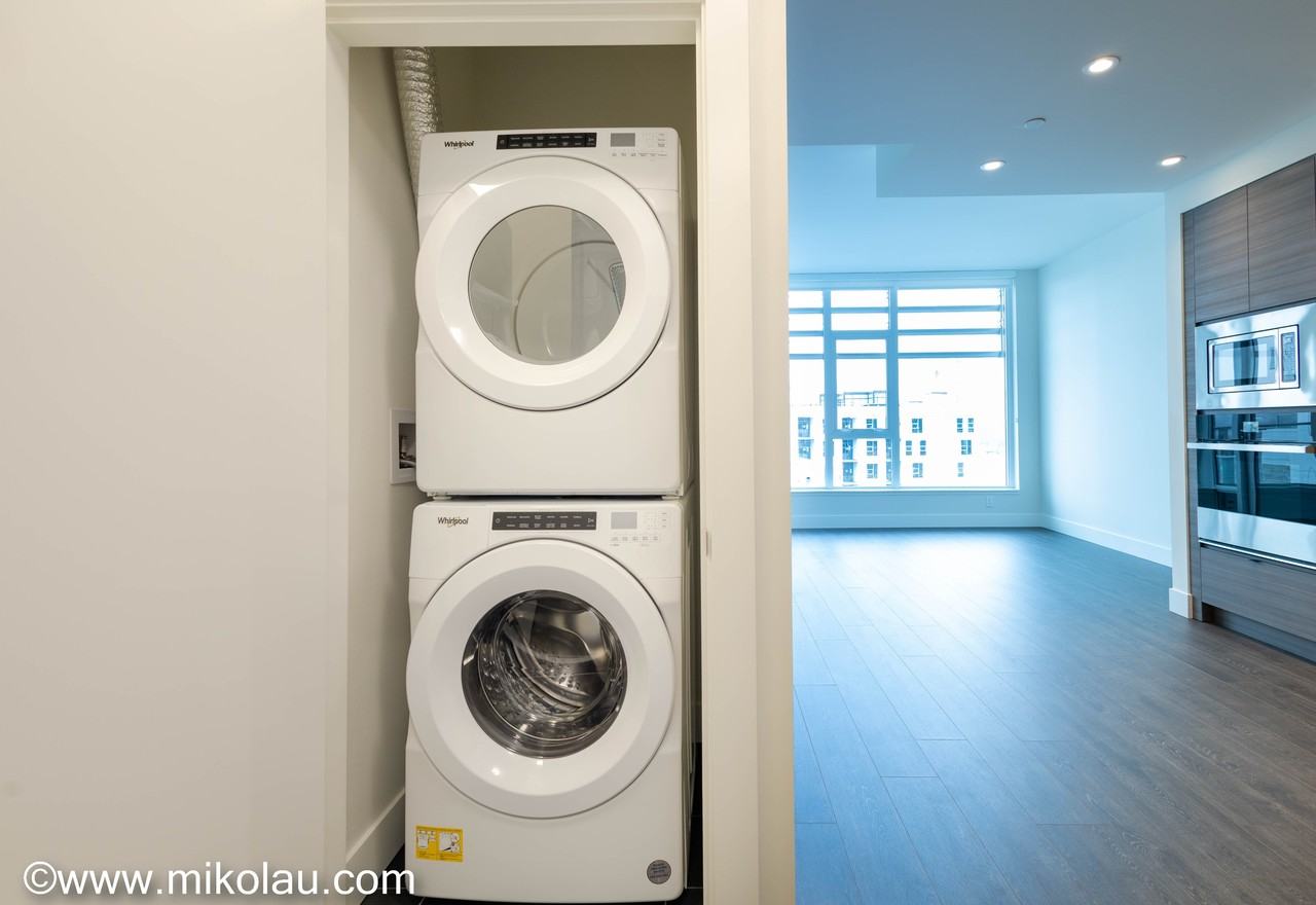 3438 West Sawmill Crescent - 506 - 1 #1 - Photo 4 of 10