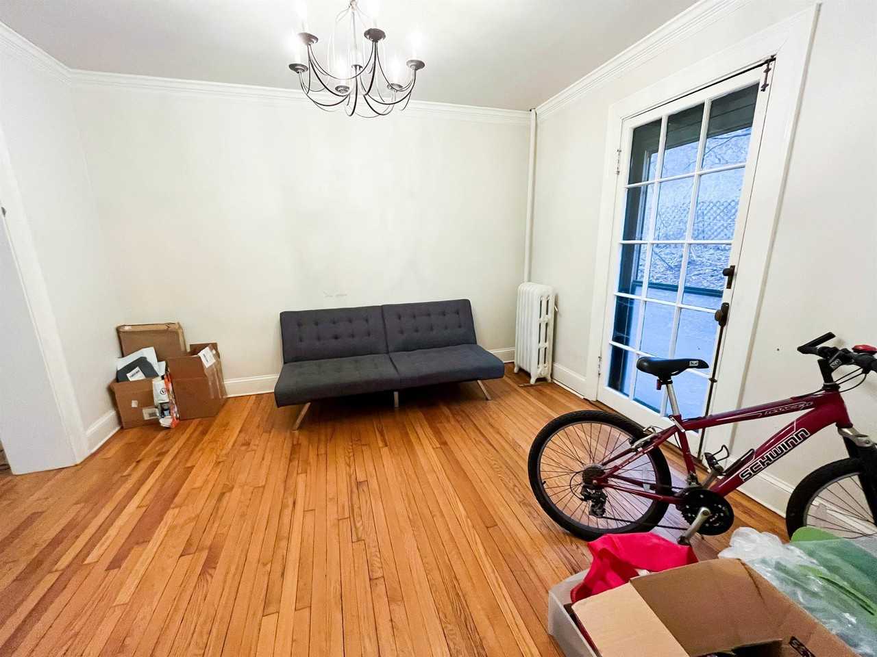 107 Cayuga Heights Road - Photo 7 of 26