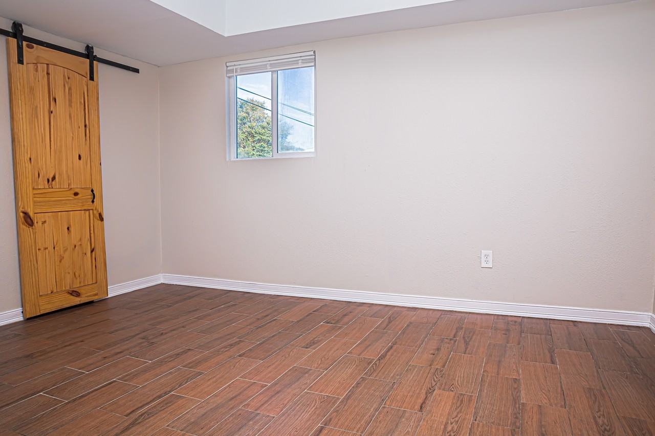 Marisol Apartments - Photo 5 of 50