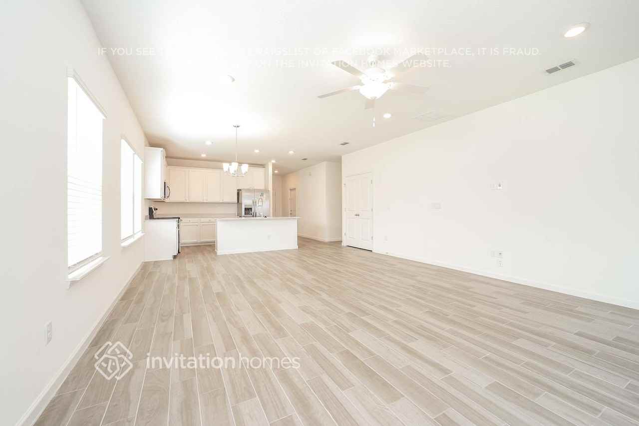 7561 Chervil St - Photo 5 of 17