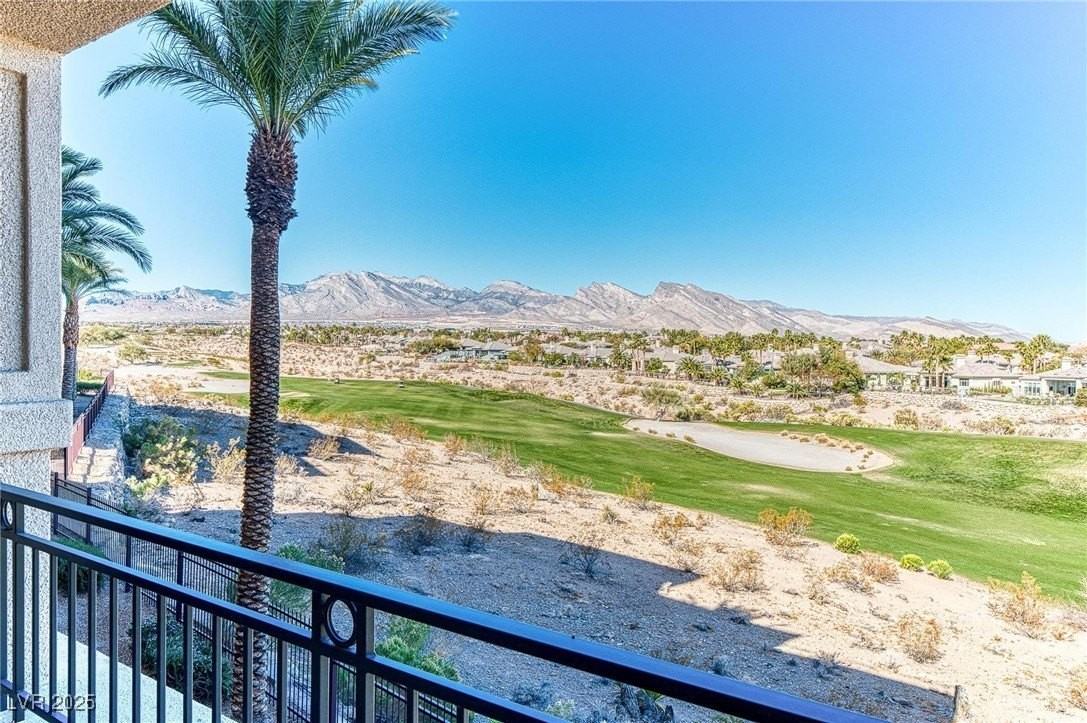 9216 Tesoras Dr #202 - Photo 3 of 23