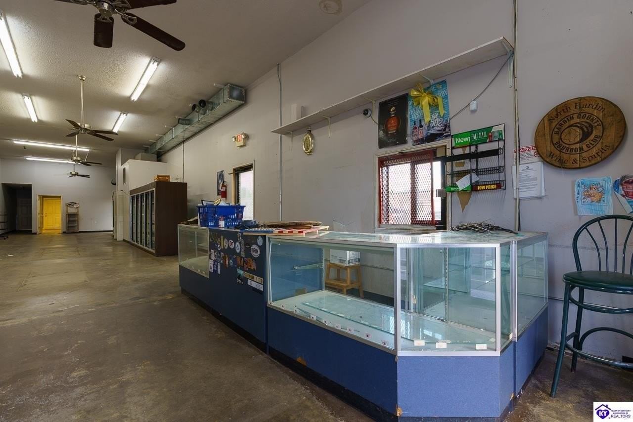 350 N Dixie Blvd Ste A - Photo 4 of 11