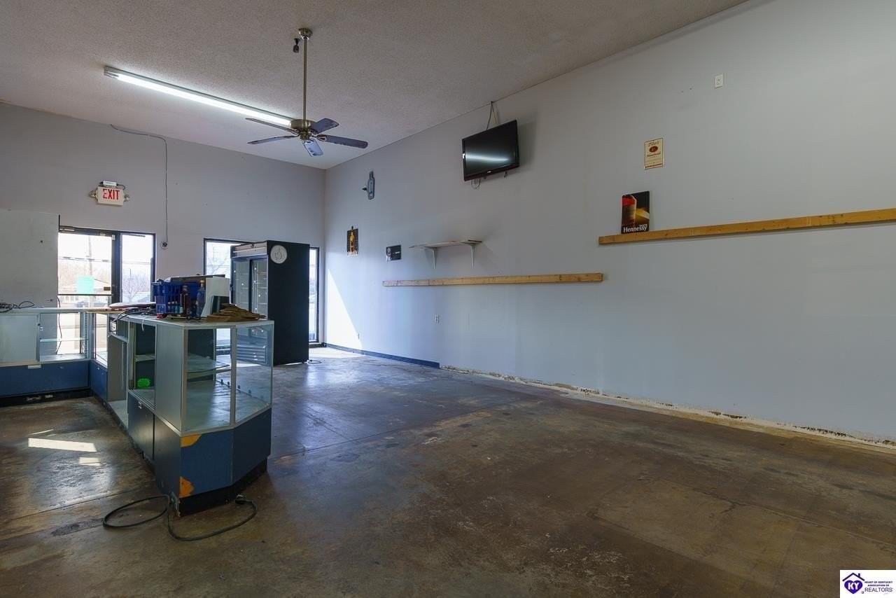 350 N Dixie Blvd Ste A - Photo 6 of 11