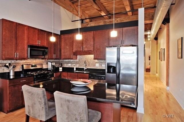 770 W Gladys Ave #304 - Photo 4 of 10