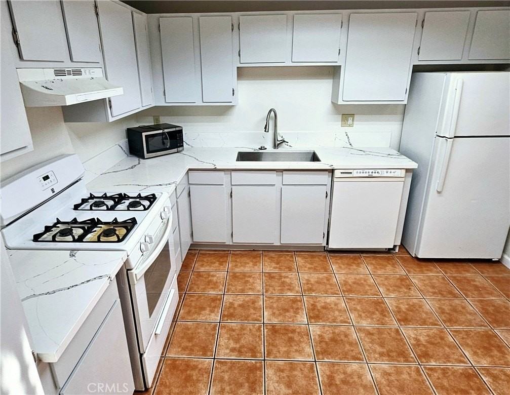 73627 Raymond Way - Photo 3 of 16