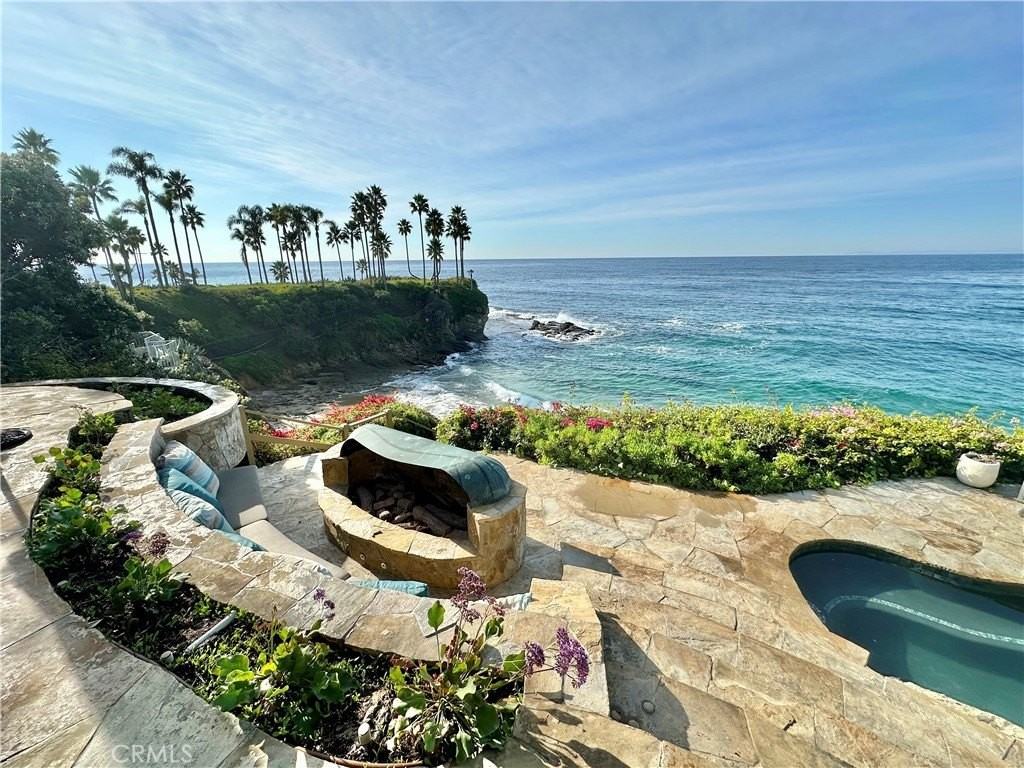 1137 Marine Dr - Photo 7 of 50