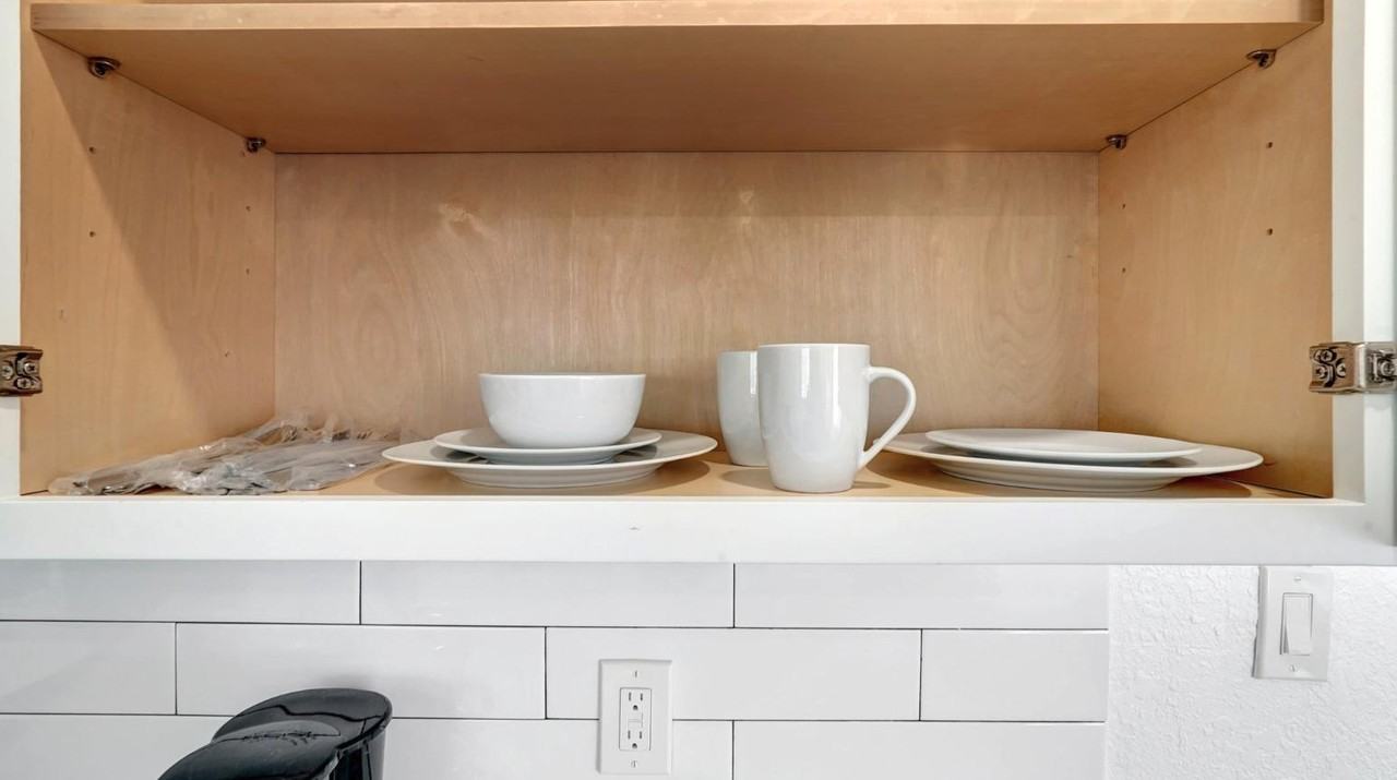 Ne 142nd St - Photo 5 of 30