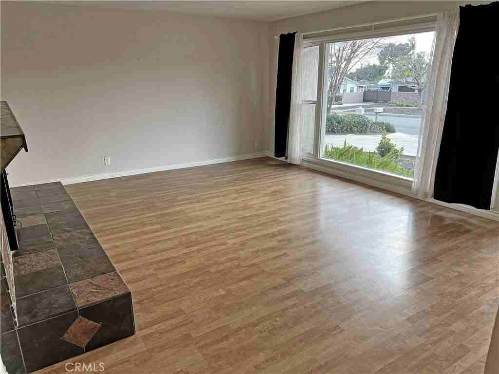 3944 Florac Ave - Photo 5 of 37