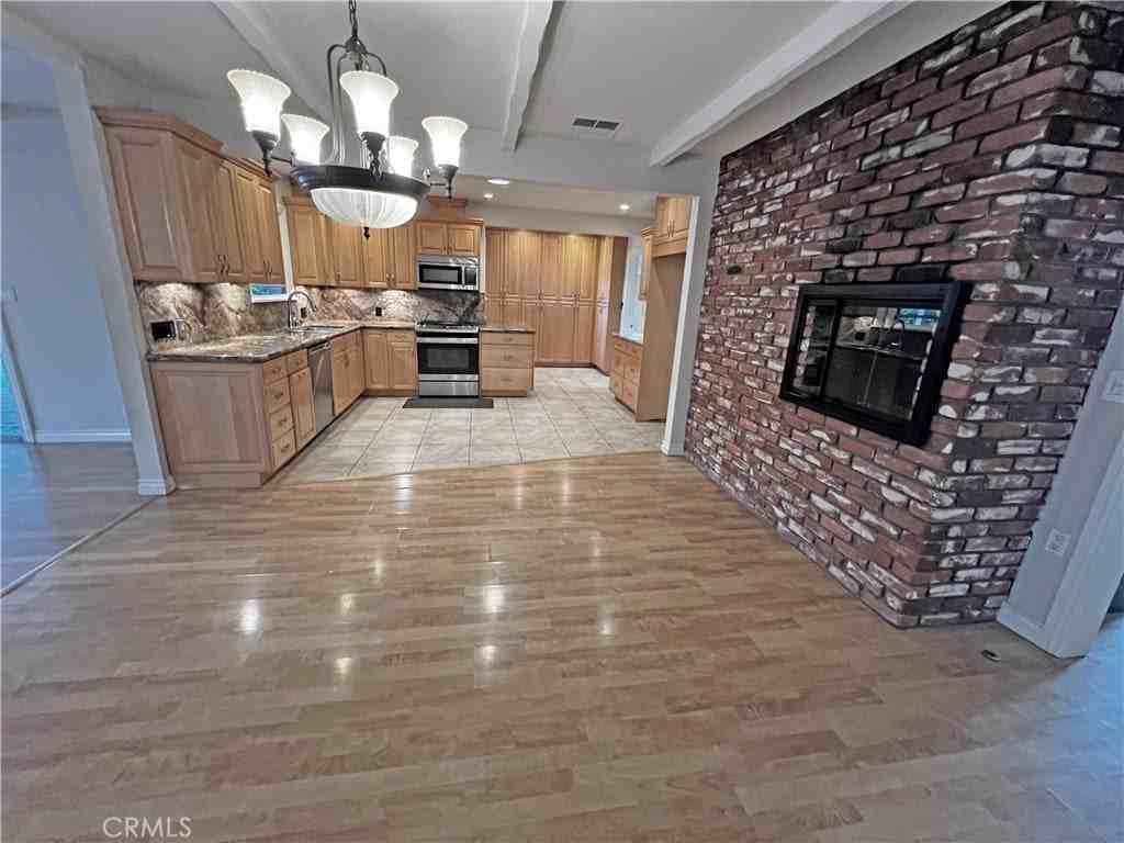 3944 Florac Ave - Photo 7 of 37