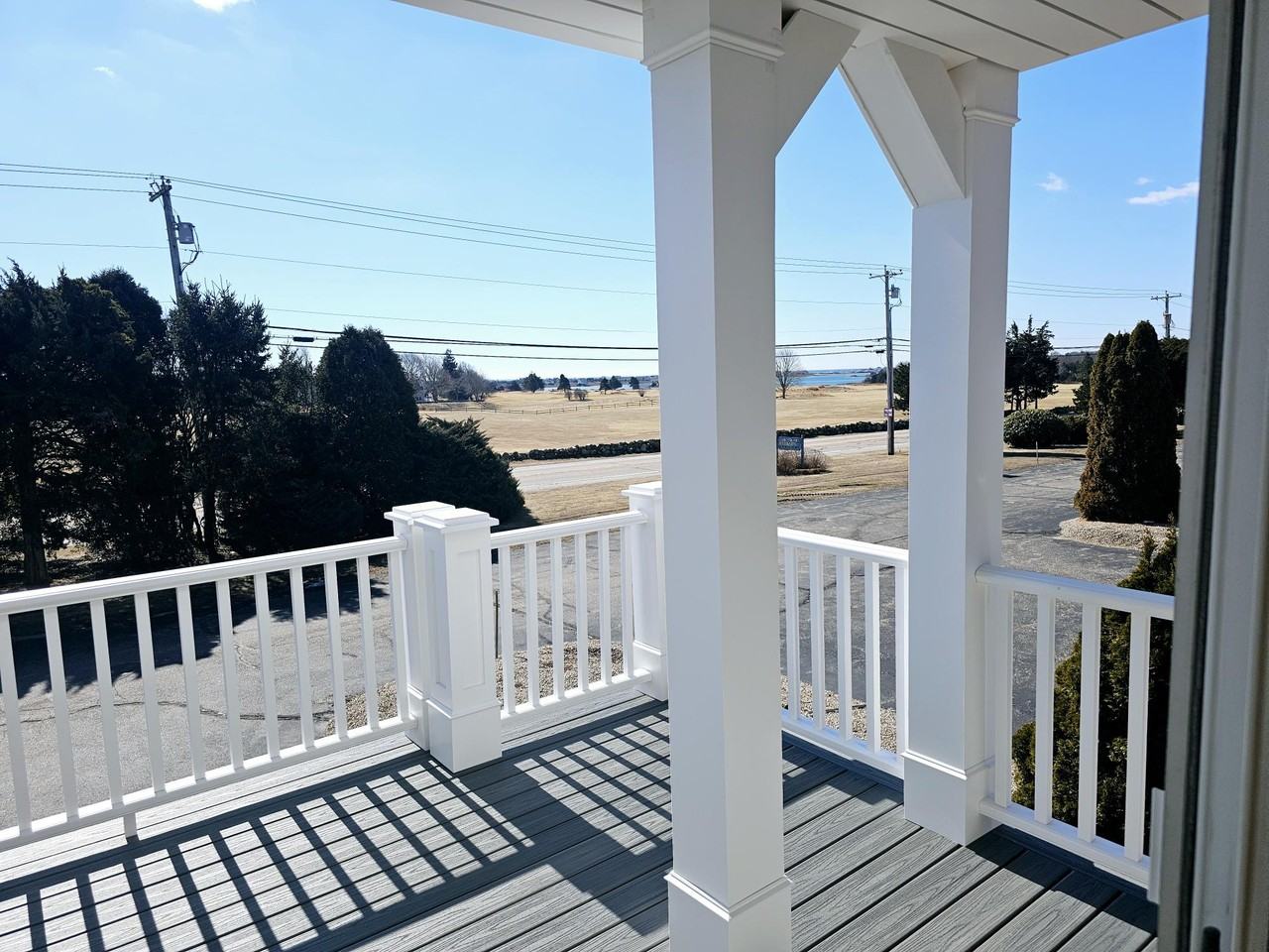 282 Shore Rd - Photo 3 of 25