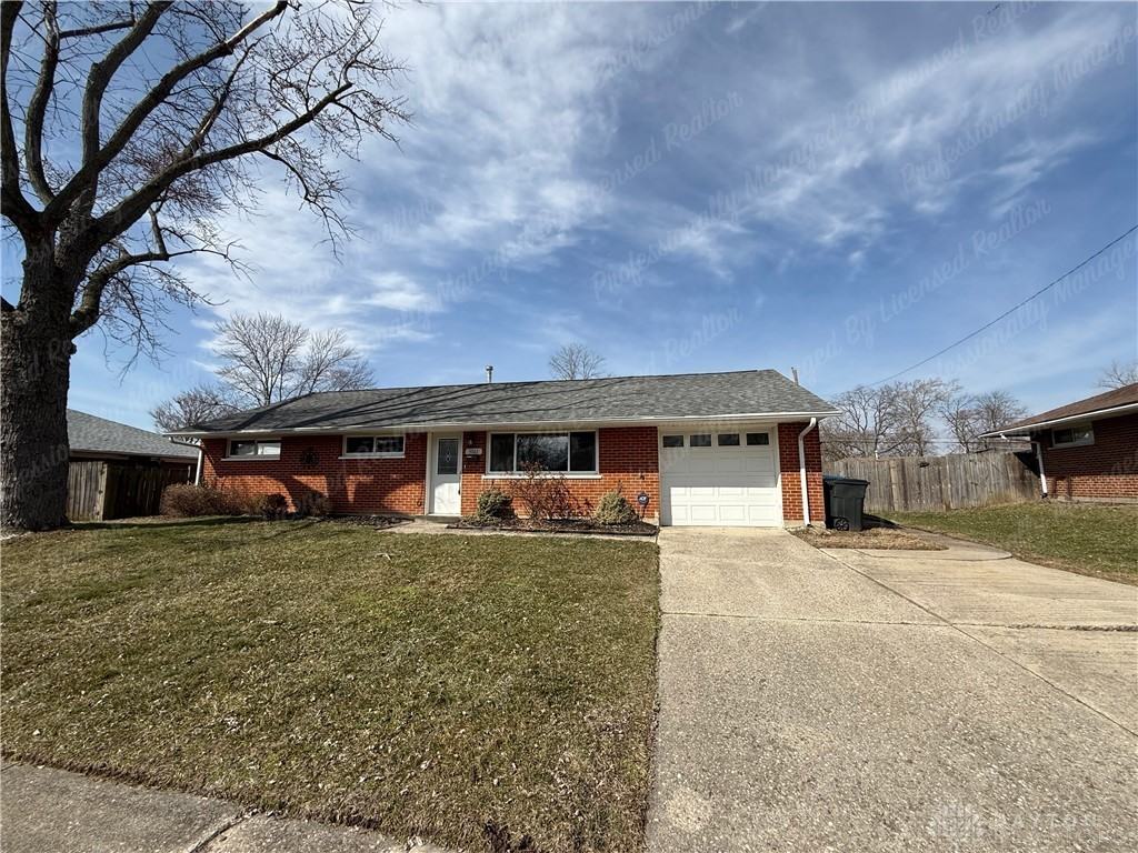 5061 Packard Dr - Photo 2 of 36