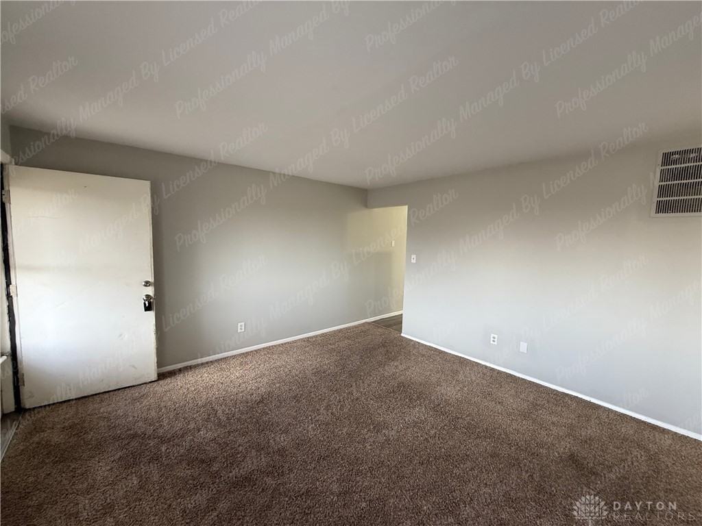 5450 Broomall St - Photo 3 of 18