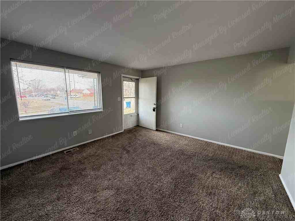 5450 Broomall St - Photo 4 of 18