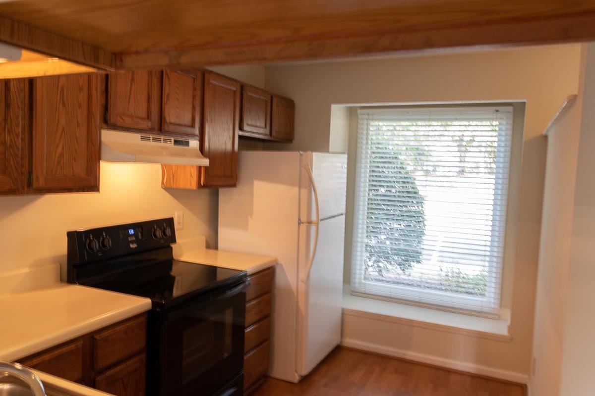 212 Saint Andrews Ln - Photo 6 of 13