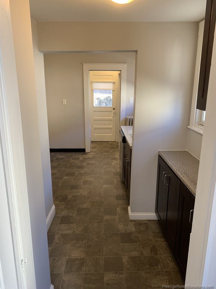 Arlington St #1 - Photo 4 of 19