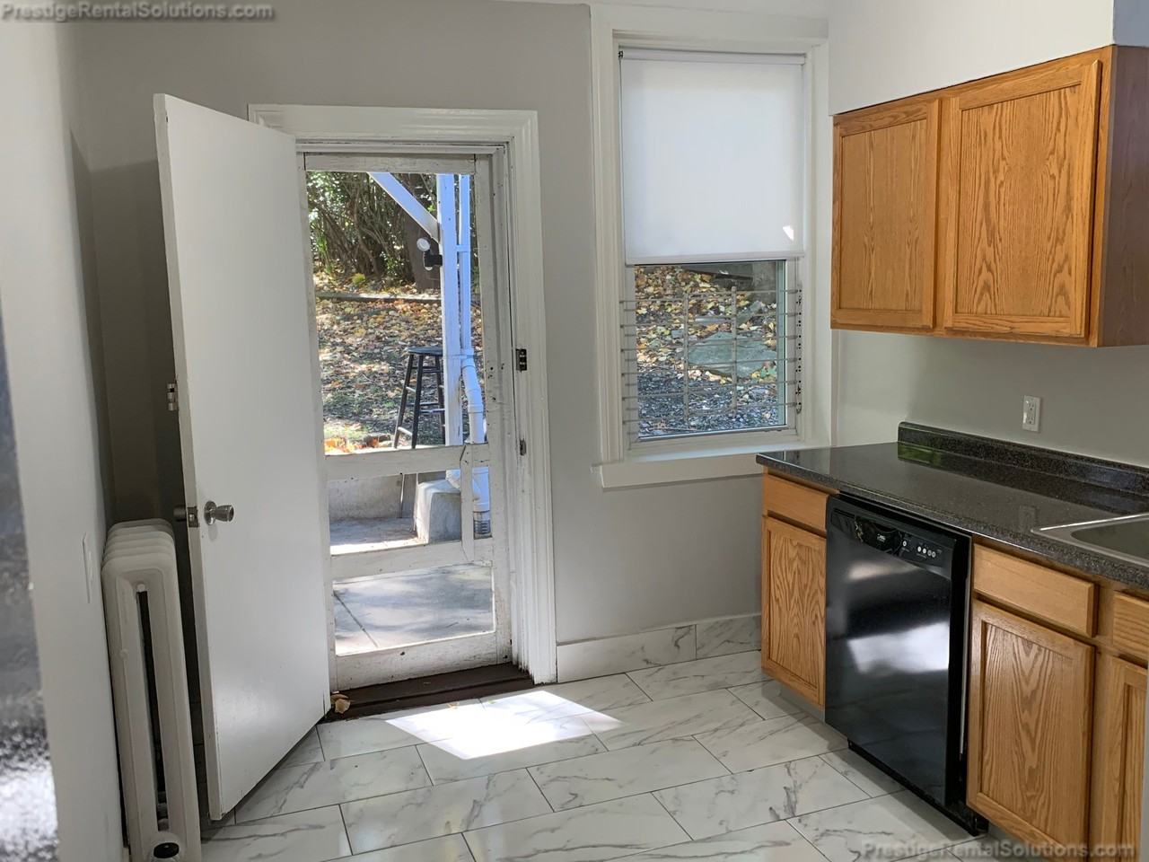 Chiswick Rd #2 - Photo 4 of 14